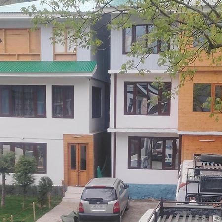 New Heaven Rose Hotel Pahalgām Exterior foto