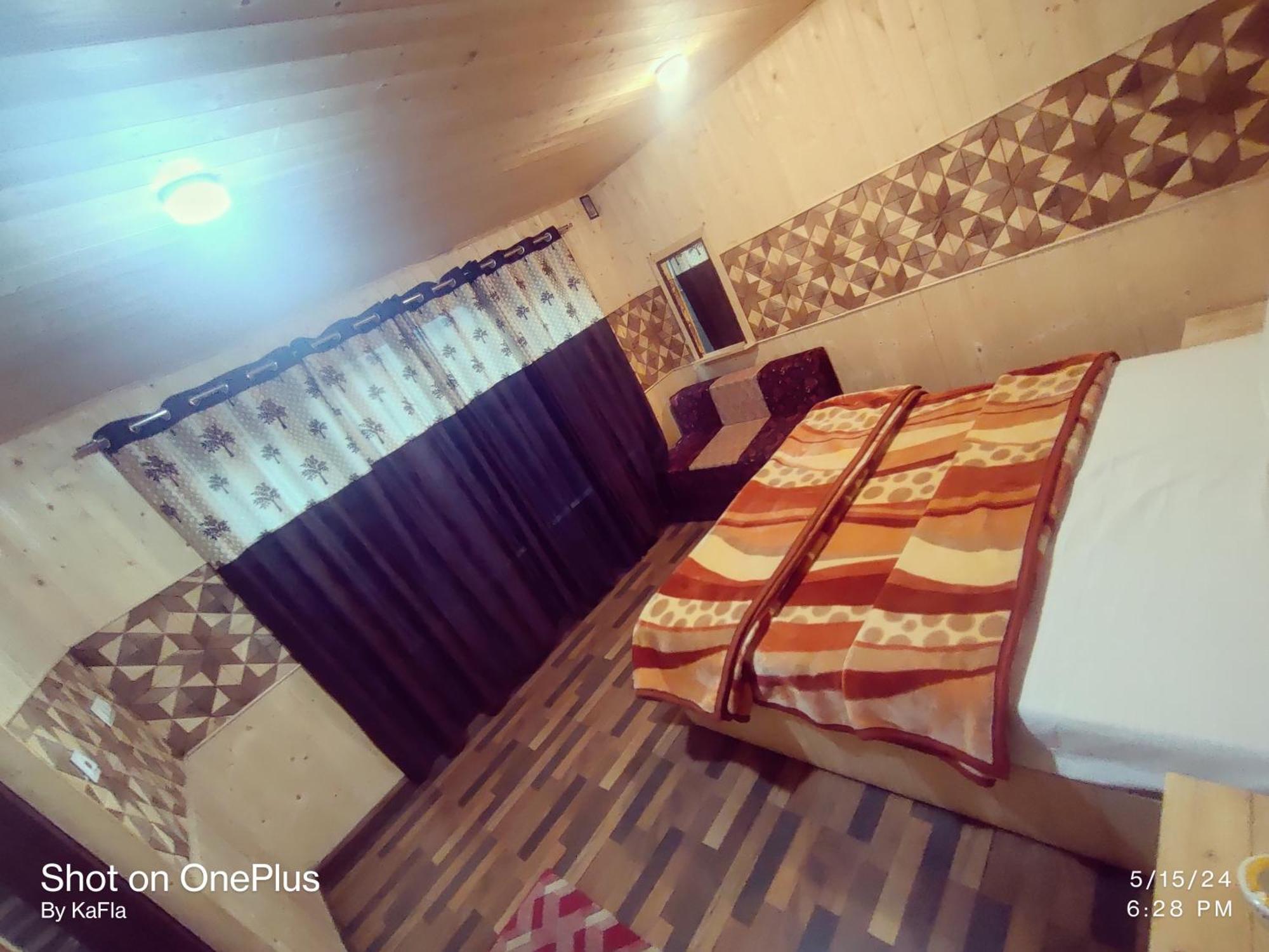 New Heaven Rose Hotel Pahalgām Exterior foto
