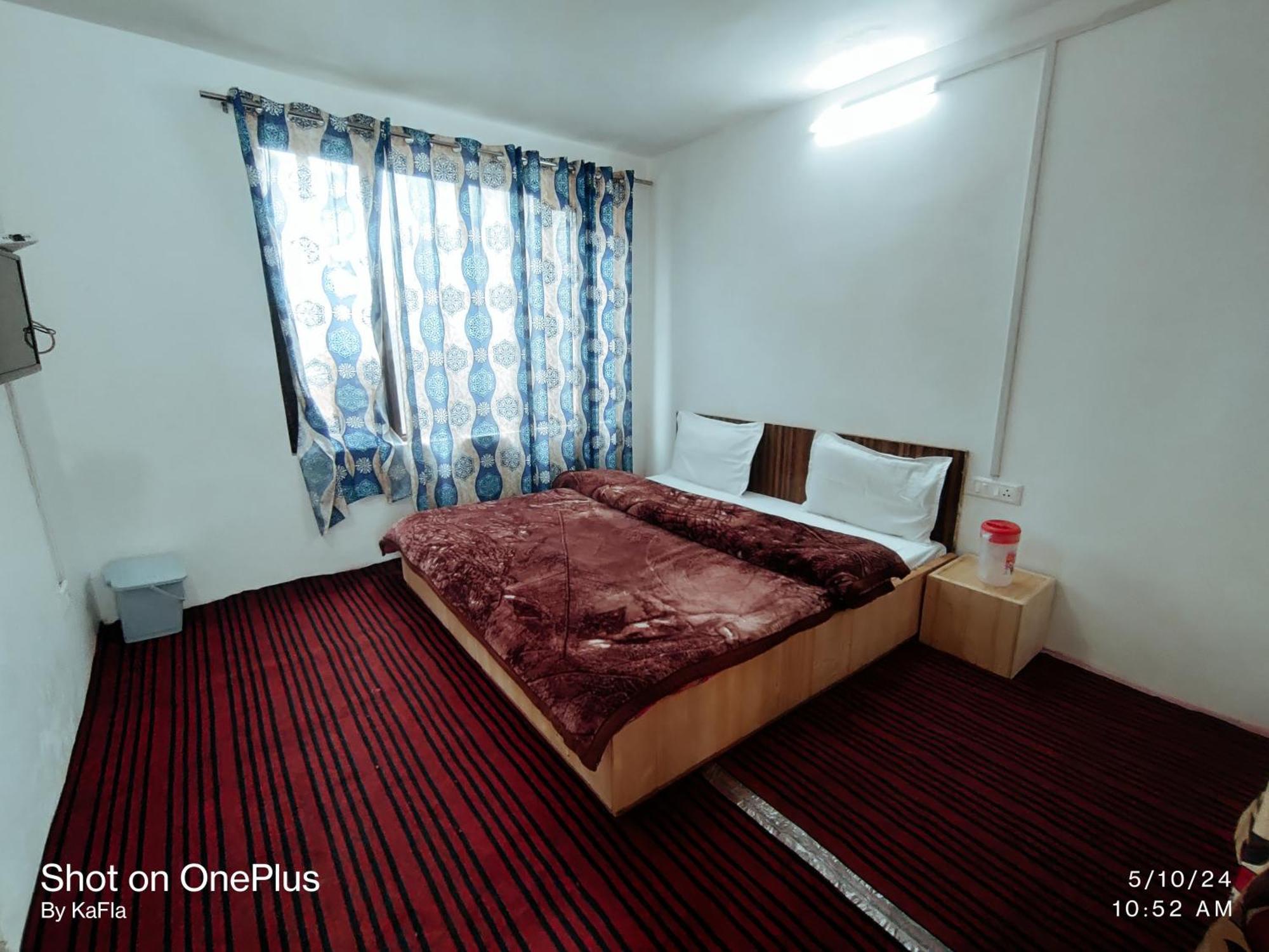 New Heaven Rose Hotel Pahalgām Exterior foto