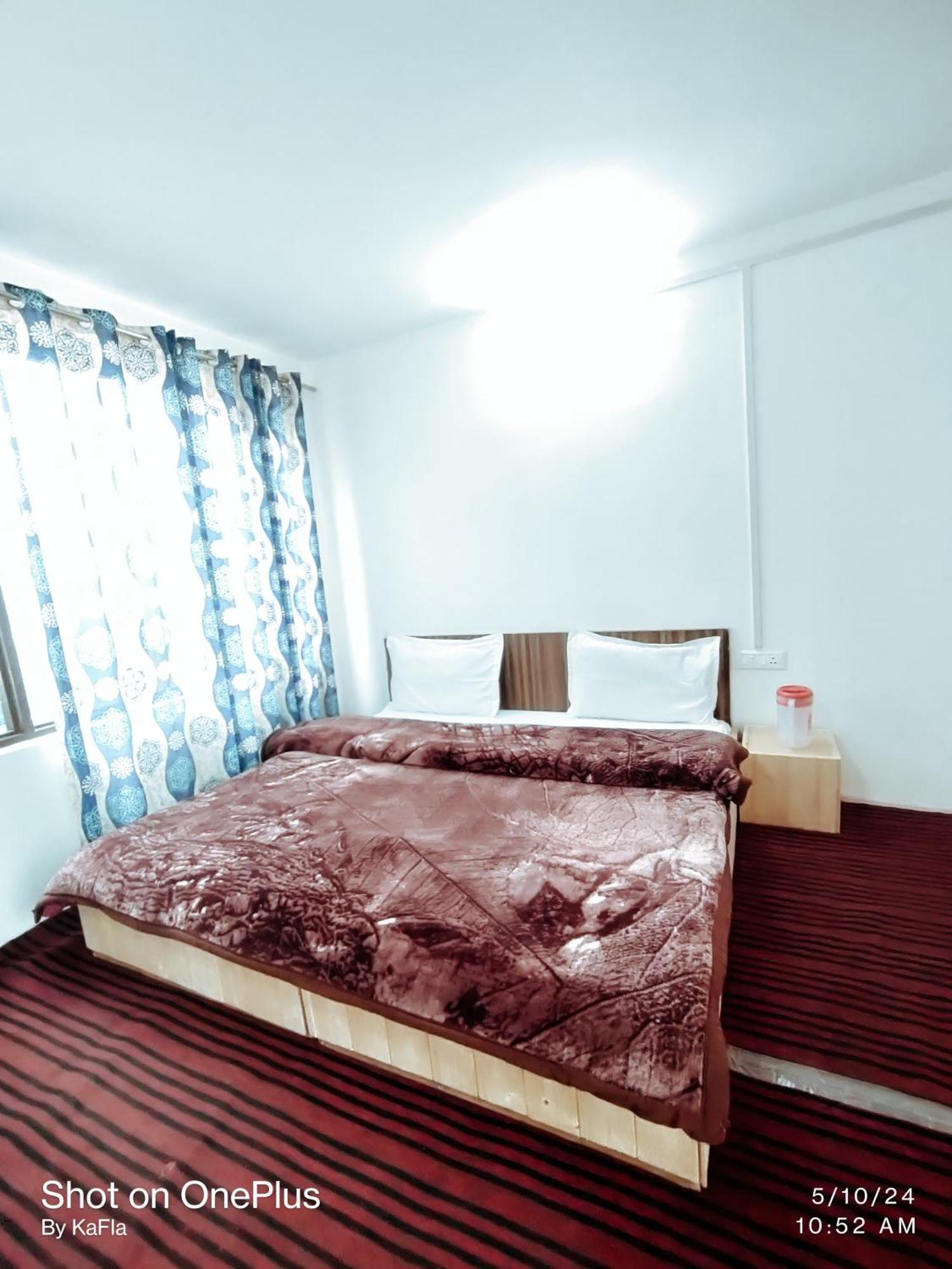 New Heaven Rose Hotel Pahalgām Exterior foto
