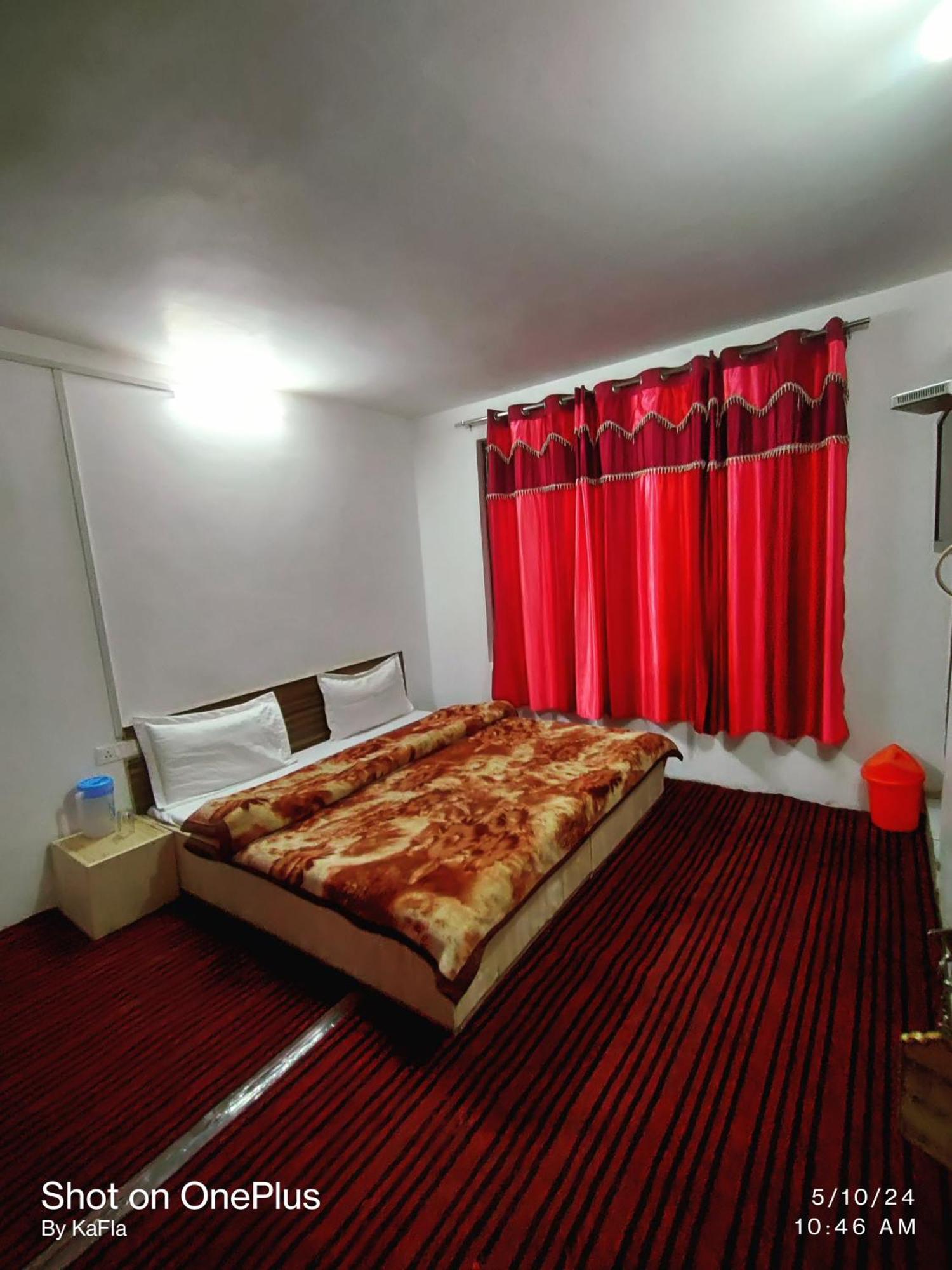 New Heaven Rose Hotel Pahalgām Exterior foto